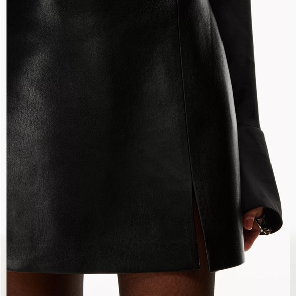 Aritzia Wilfred Patio Mini Skirt - Picture 2 of 6